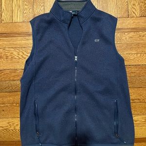 Vineyard vines zip up vest